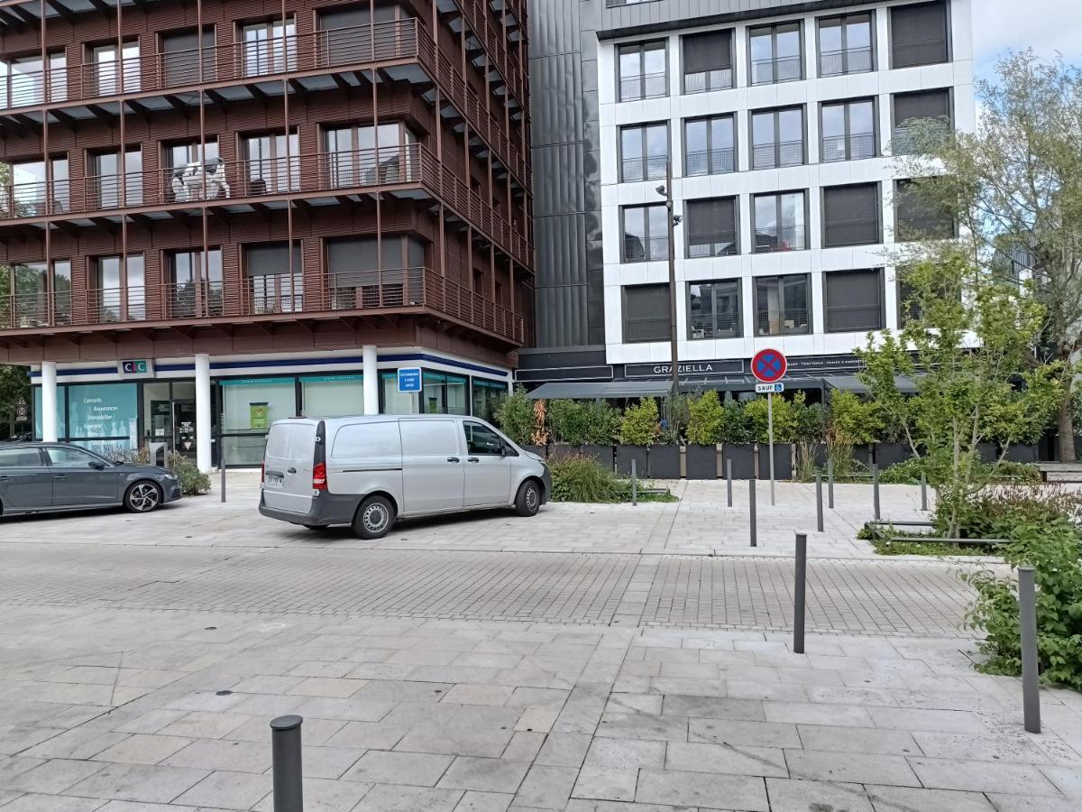 Studio Cosy Neuf + Lit Bebe A 4 Minutes Rer A Montevrain Exterior photo